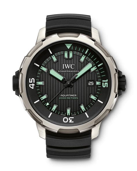 IWC Aquatimer 2000 Titanium / Black / Rubber • .